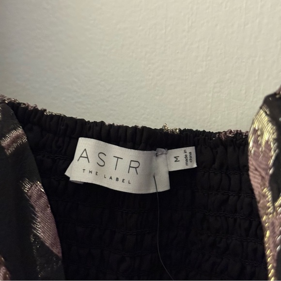 ASTR The Label Sidney Top in Black & Lilac Floral NWT size M - Picture 5 of 7